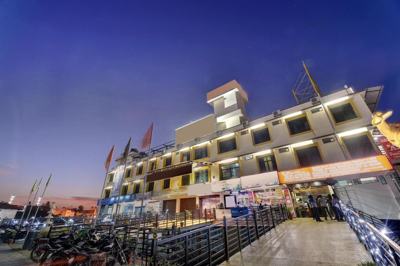 Capital O Hotel Samanvi International Belur  Exterior photo